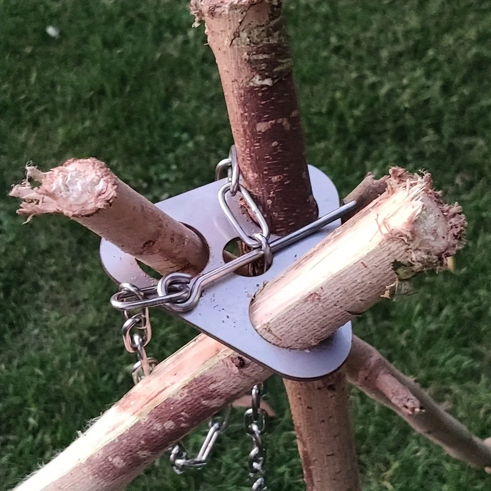 Stainless Steel Camping Tripod - Camping Cooking And Cutlery Set 评论和价格